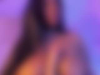 Cinnamoon's Live Sex Cam Show