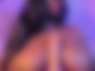 Cinnamoon's Live Sex Cam Show