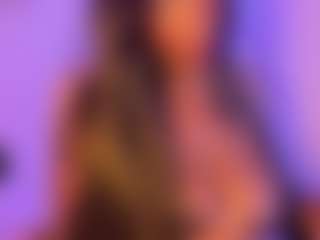 Cinnamoon's Live Sex Cam Show