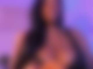 Cinnamoon's Live Sex Cam Show