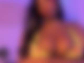 Live cam show with Cinnamoon - BBW Ebony on SxyPornLive