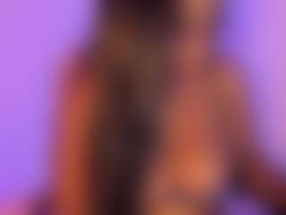 Live cam show with Cinnamoon - Ebony on https://playwithruby.com | colombia