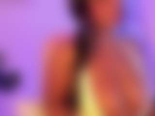 Cinnamoon's Live Sex Cam Show