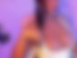 Cinnamoon's Live Sex Cam Show