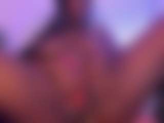 Cinnamoon's Live Sex Cam Show