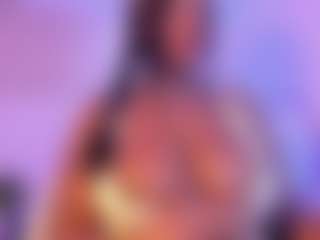 Cinnamoon's Live Sex Cam Show