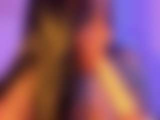 Cinnamoon's Live Sex Cam Show