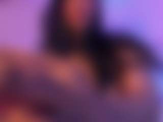 Cinnamoon-Natural Boobs's Live Sex Cam Show