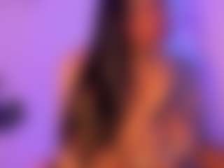 Live cam show with Cinnamoon-Natural Boobs - Hairy Pussy Brown Hair on Strip Flash - Live Sex Shows