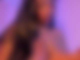 Cinnamoon-Natural Boobs's Live Sex Cam Show