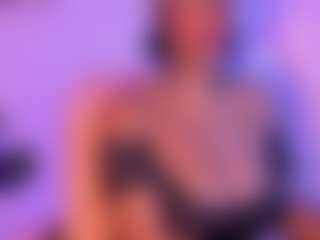Cinnamoon-Natural Boobs's Live Sex Cam Show