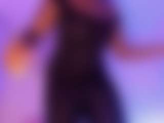 Cinnamoon-Natural Boobs's Live Sex Cam Show