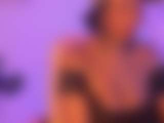 Cinnamoon-Natural Boobs's Live Sex Cam Show