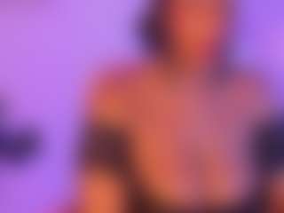 Cinnamoon-Natural Boobs's Live Sex Cam Show