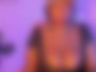 Cinnamoon-Natural Boobs's Live Sex Cam Show
