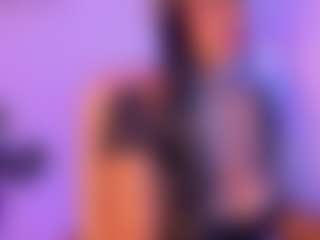 Cinnamoon-Natural Boobs's Live Sex Cam Show