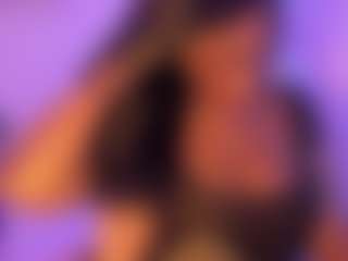 Cinnamoon-Natural Boobs's Live Sex Cam Show
