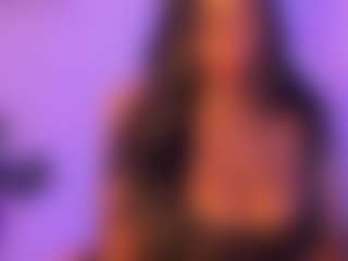 Cinnamoon-Natural Boobs's Live Sex Cam Show