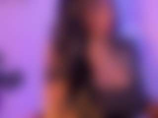 Cinnamoon-Natural Boobs's Live Sex Cam Show