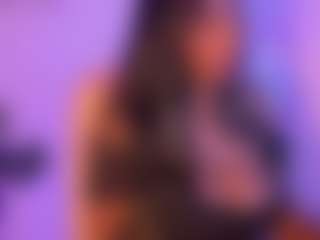 Cinnamoon-Natural Boobs's Live Sex Cam Show