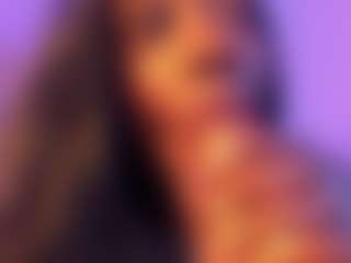 Cinnamoon-Natural Boobs's Live Sex Cam Show
