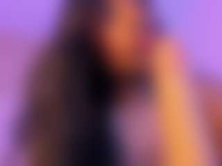 Cinnamoon-Natural Boobs's Live Sex Cam Show