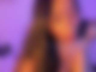 Cinnamoon-Natural Boobs's Live Sex Cam Show
