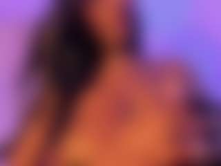 Cinnamoon-Natural Boobs's Live Sex Cam Show