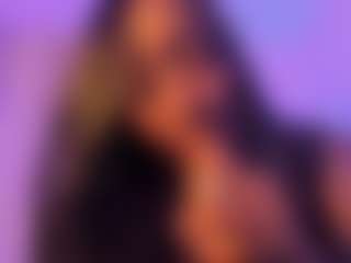 Cinnamoon-Natural Boobs's Live Sex Cam Show