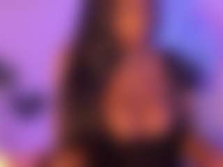 Cinnamoon-Natural Boobs's Live Sex Cam Show