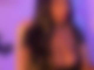 Cinnamoon-Natural Boobs's Live Sex Cam Show