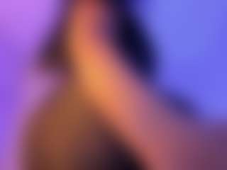 Cinnamoon-Natural Boobss Live-Sex-Cam-Show