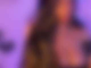 Cinnamoon-Natural Boobs's Live Sex Cam Show