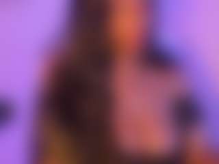 Cinnamoon-Natural Boobs's Live Sex Cam Show