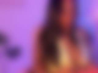 Cinnamoon-Natural Boobs's Live Sex Cam Show