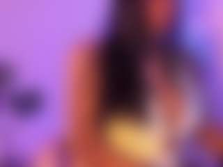 Cinnamoon-Natural Boobs's Live Sex Cam Show