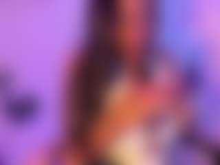 Cinnamoon-Natural Boobs's Live Sex Cam Show
