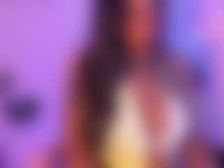 Cinnamoon-Natural Boobs's Live Sex Cam Show