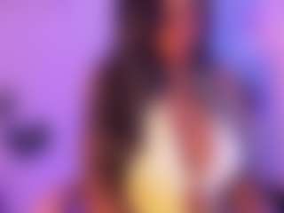 Cinnamoon-Natural Boobs's Live Sex Cam Show