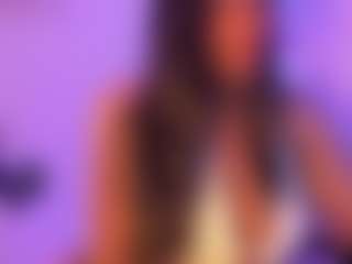 Cinnamoon-Natural Boobs's Live Sex Cam Show