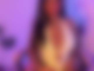 Cinnamoon-Natural Boobs's Live Sex Cam Show