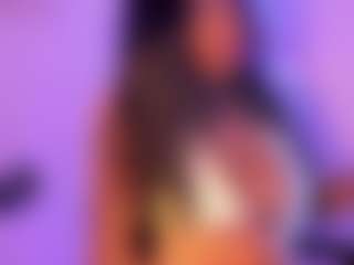 Cinnamoon-Natural Boobs's Live Sex Cam Show