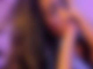 Cinnamoon-Natural Boobs's Live Sex Cam Show