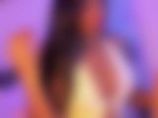 Cinnamoon-Natural Boobs's Live Sex Cam Show