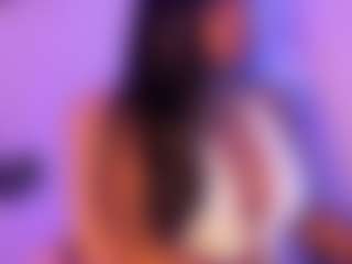 Cinnamoon-Natural Boobs's Live Sex Cam Show