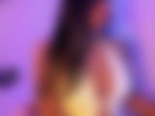 Cinnamoon-Natural Boobs's Live Sex Cam Show