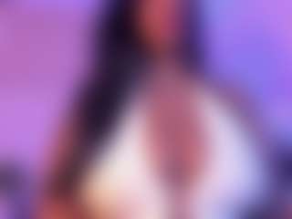 Show in cam erotica live di Cinnamoon-Natural Boobs