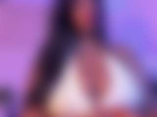 Cinnamoon-Natural Boobs's Live Sex Cam Show