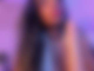 Cinnamoon-Natural Boobs's Live Sex Cam Show