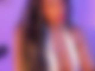 Cinnamoon-Natural Boobs's Live Sex Cam Show